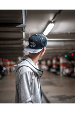 BuDUNKpest Classic Snapback fekete/ezüst